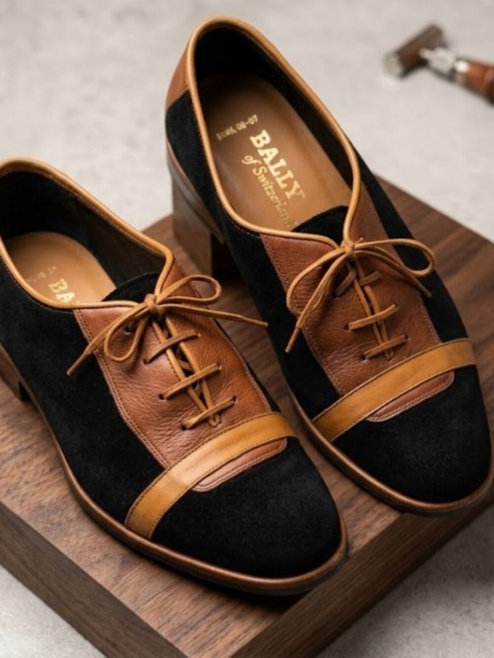 Vintage 80's Bally Two-Tone Black Brown Leather Oxford Men 9 Women 10/10.5